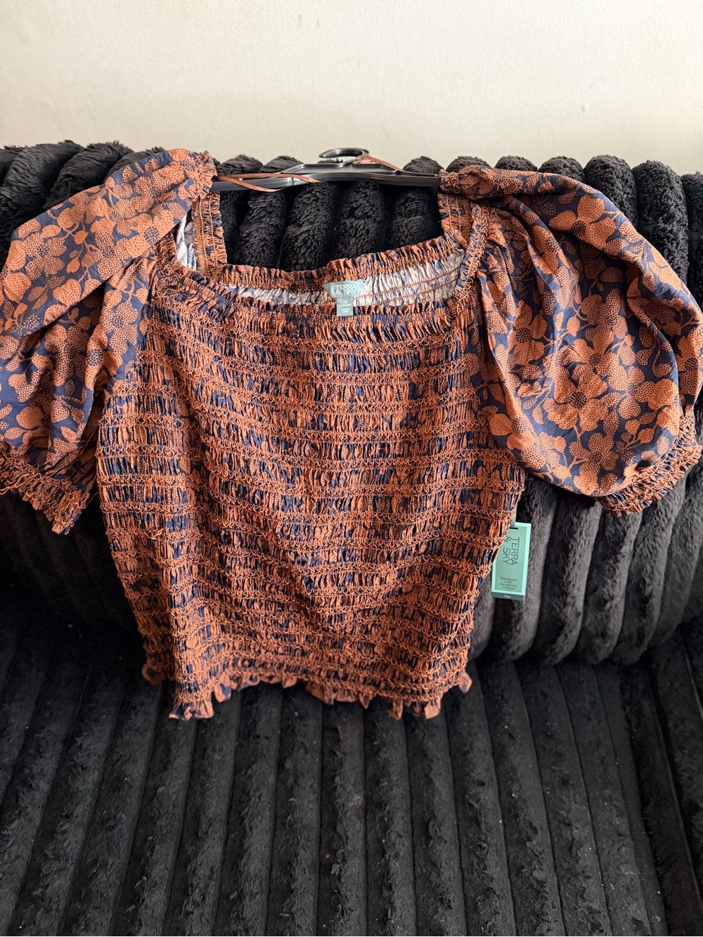 Terra & Sky Rust and Navy Smocked Puff-Sleeve Blouse